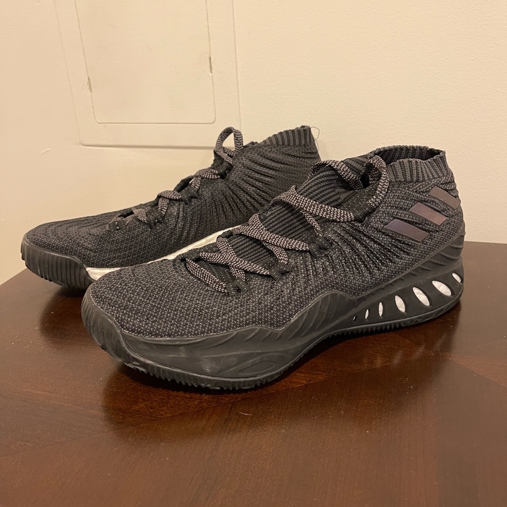 Adidas Crazy Explosive Low Flyknit